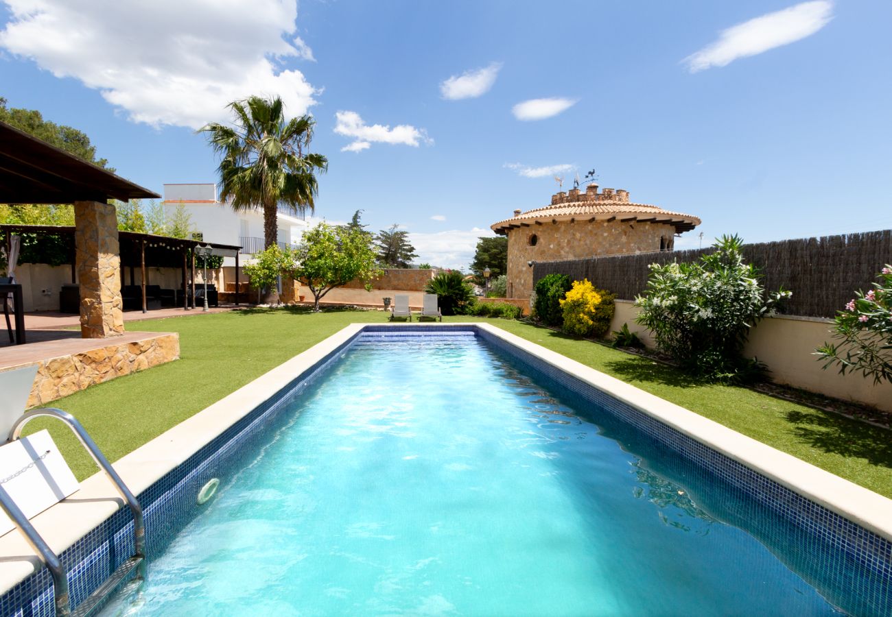 Villa en Creixell - Incredible & Unique Costa Dorada Abode!