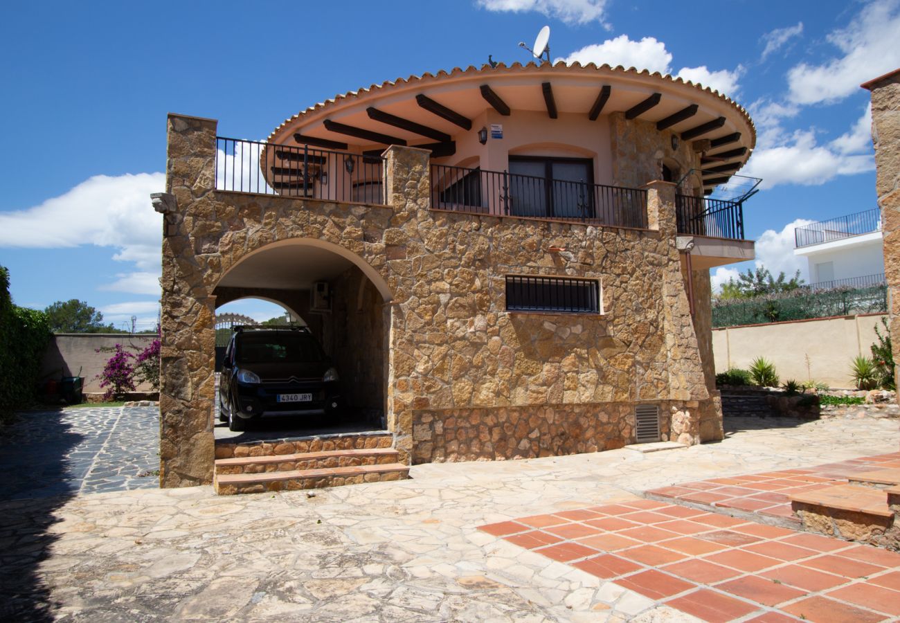 Villa en Creixell - Incredible & Unique Costa Dorada Abode!