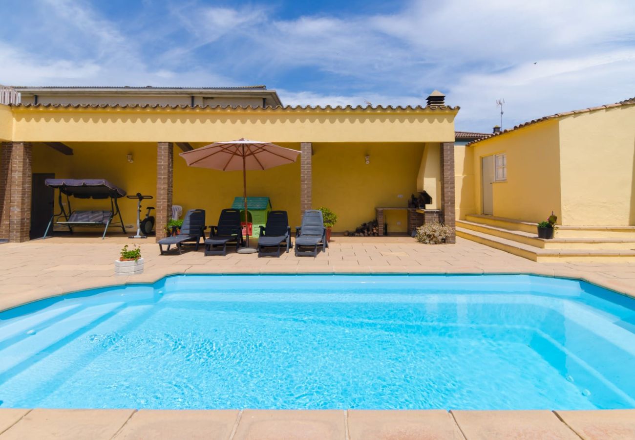 Villa à Gerone/Girona - Oasis avec piscine à proximité du lac & Musée Dali