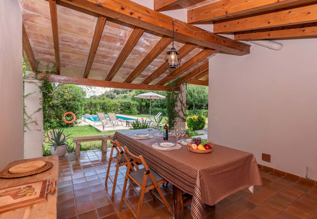 Villa in Palma de Mallorca - Cozy and Comfy just 1 km to Old Town Pollensa! 