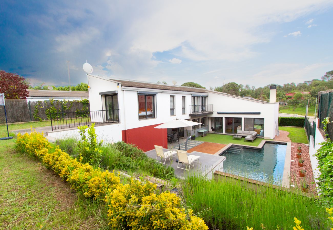 Villa in Sils - Super Modern Magnificence Costa Brava!