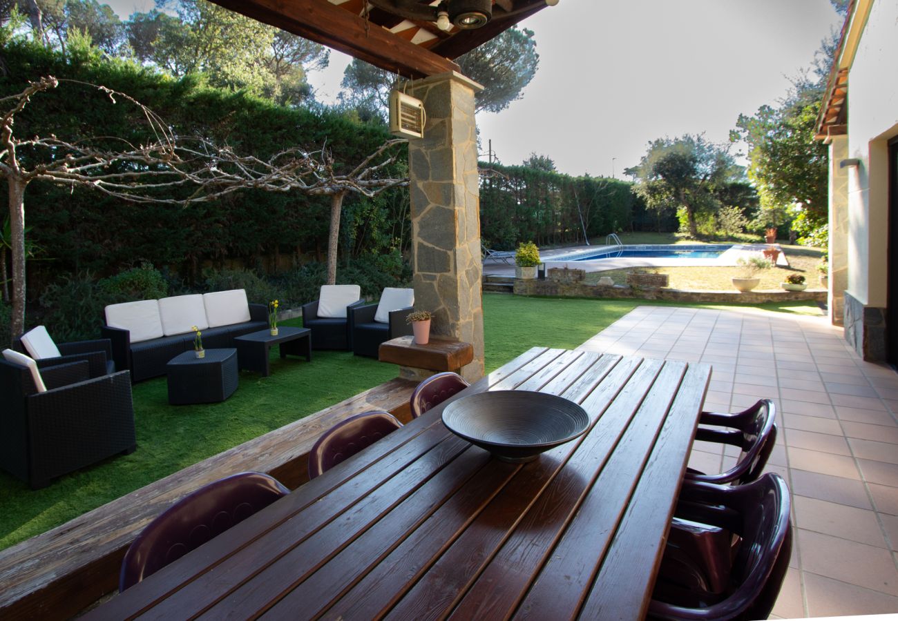 Villa in Sils - Spacious Countryside Costa Brava Relax 